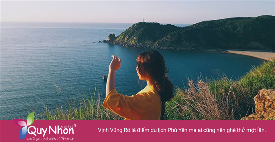 Vịnh Vũng Rô là điểm du lịch Phú Yên mà ai cũng nên ghé thử một lần.