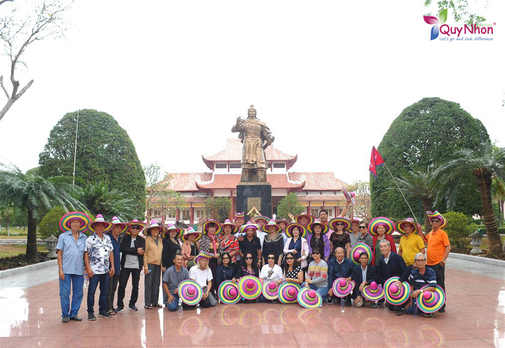 Anh Nghĩa - Tour bảo tàng Quang Trung - Tây Sơn - Bình Định - Quynhontourist