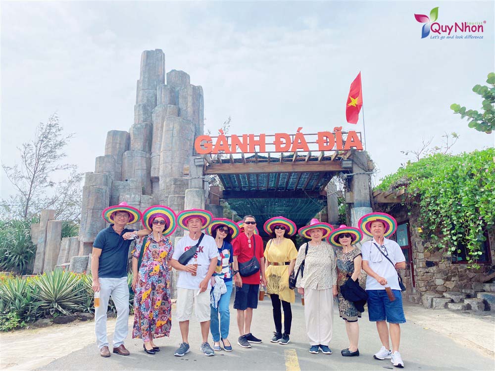 Cô Thanh Nhã - Tour Phú Yên - Đảo Điệp Sơn - Quy Nhơn Tourist
