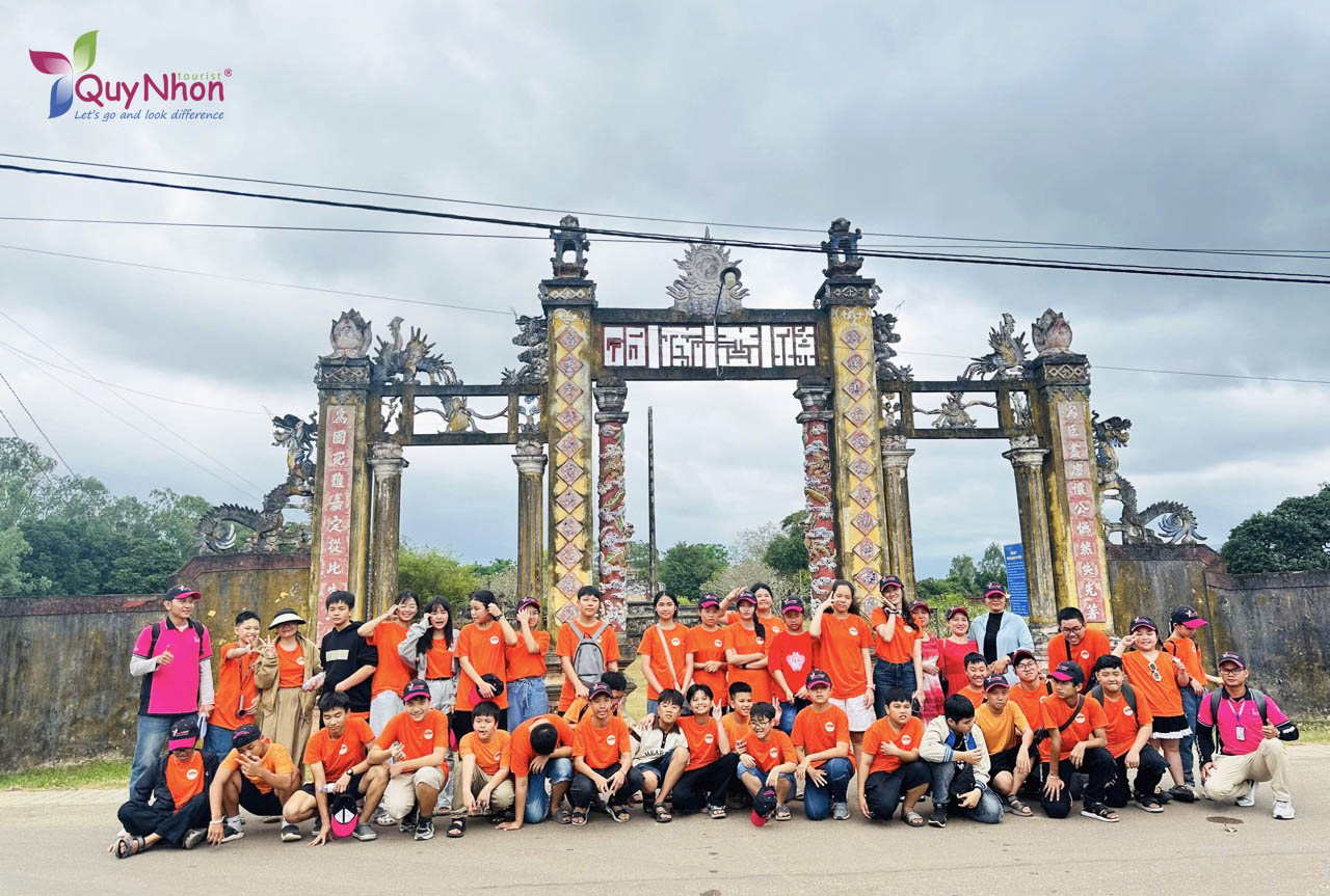 Lớp văn cô Thuý - Tour học sinh trải nghiệm làng nghề Bình Định 1 ngày - Quy Nhơn Tourist