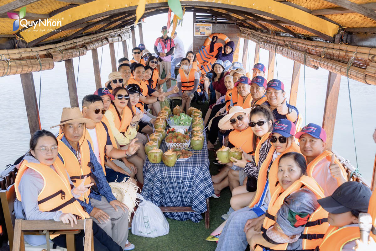 Công ty Visenlex tham quan Quy Nhơn - Gia Lai - Quynhontourist
