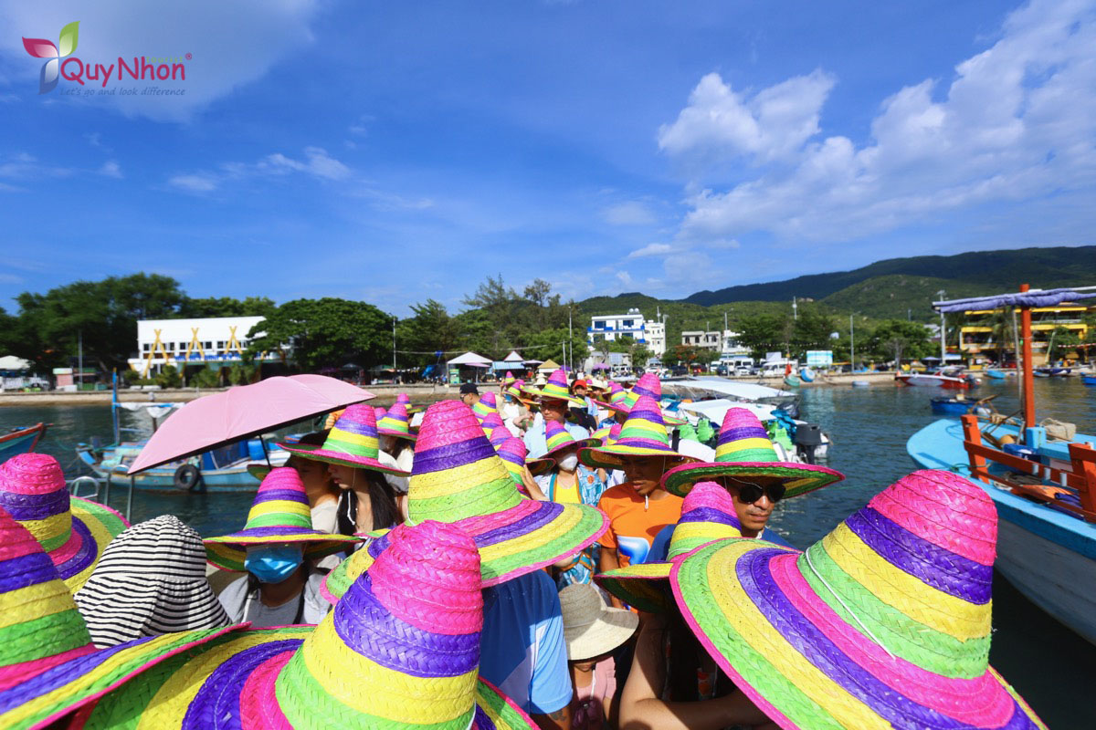 Tour Team building Vĩnh Hy - Ninh Chữ - Nic Group - Quy Nhơn Tourist