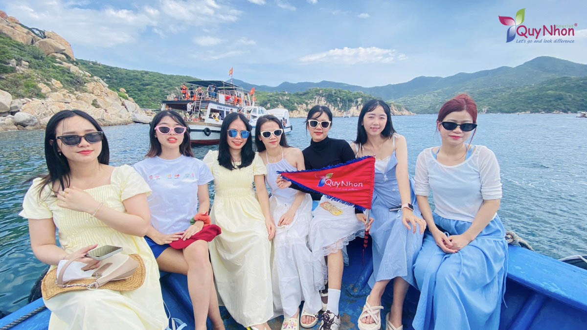 Tour Team building Vĩnh Hy - Ninh Chữ - Nic Group - Quy Nhơn Tourist