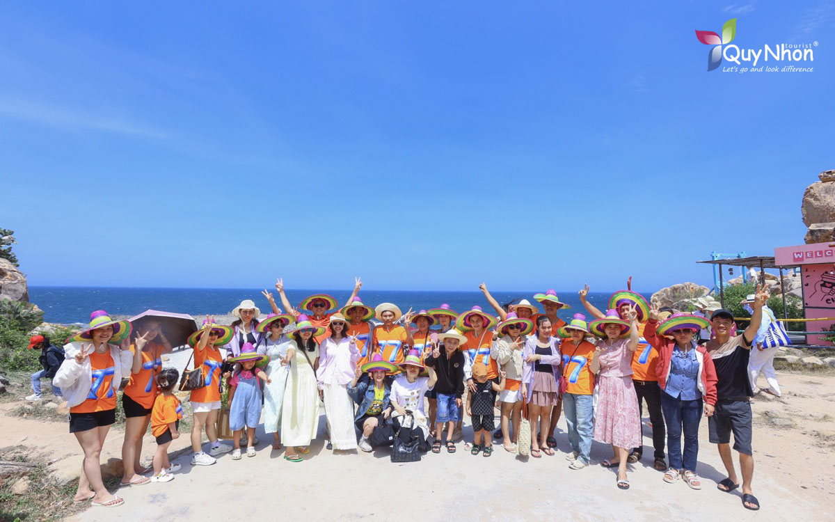 Tour Team building Vĩnh Hy - Ninh Chữ - Nic Group - Quy Nhơn Tourist