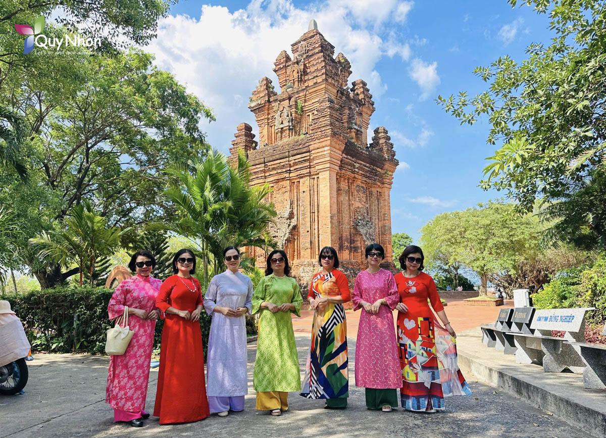 Chị Nguyên - Tour Quy Nhơn Gia Lai 4 ngay 3 dem - Quy Nhon Tourist