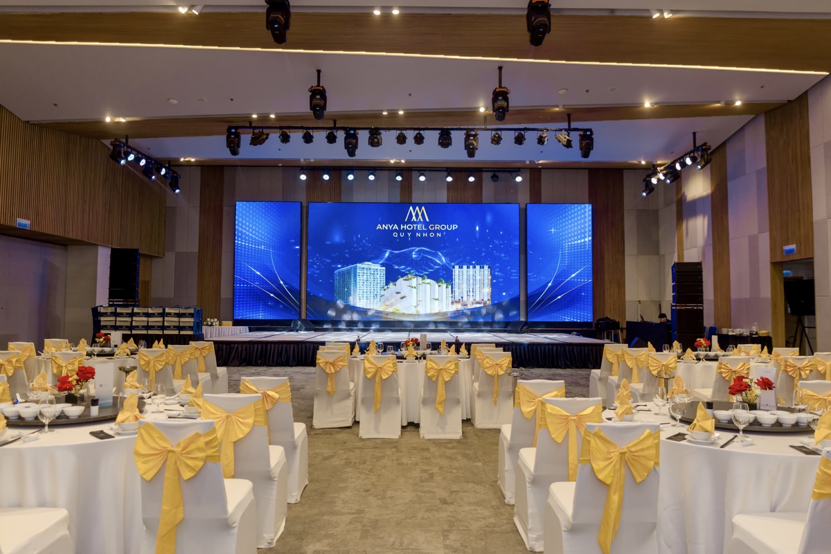 Quy Nhơn Tourist ký hợp đồng voucher Anya Hotel Group Quy Nhơn