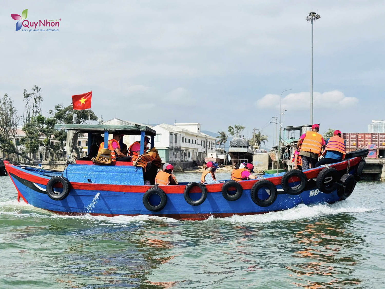 Quy Nhơn Tourist khai xuân - kính lễ đầu năm 2026