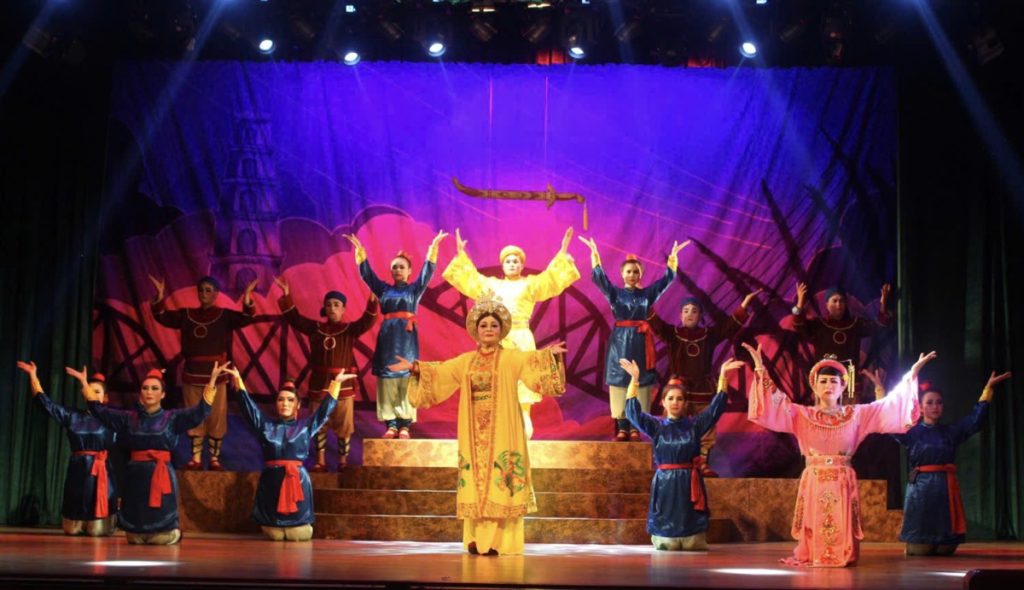 Vé show đêm tháp đôi - sắc màu huyền thoại Quy Nhơn